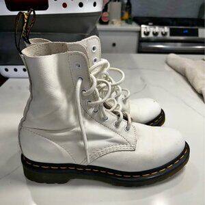 Dr. Martens - 1460 Pascal